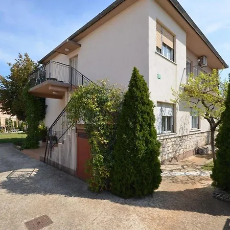 Fuer 2 Personen Ca 22 Qm In Pula, Istrien Istrische Riviera Apartment *